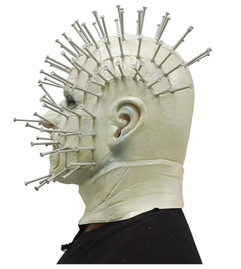 Pinhead mask hellraiser kynnet pään kasvoille