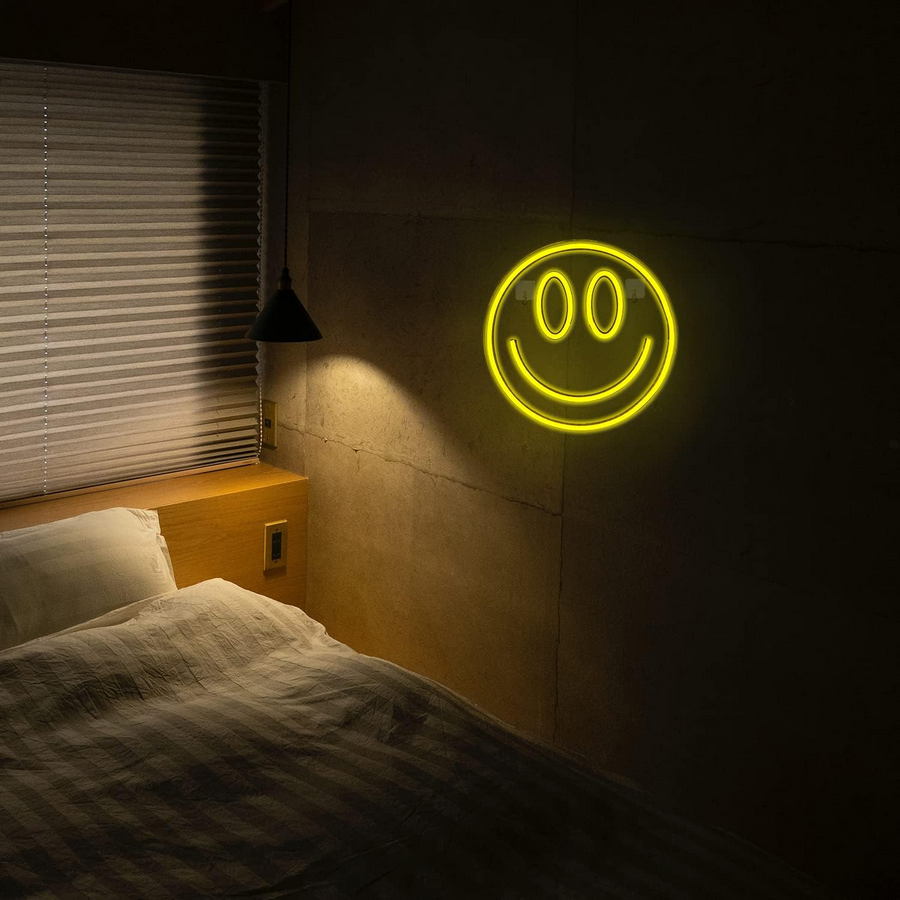 hymiövalo LED-kirjoitus logo mainonta hymy